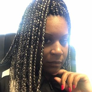 Meet your Posher, Latoya